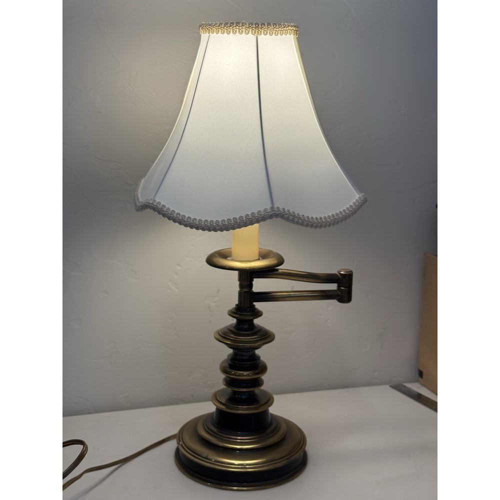 Vintage Solid Brass Metal  Hollywood Regency Style Table Lamp Heavy Armed Extend